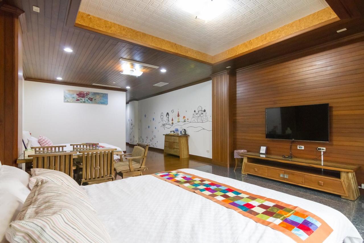 Tainan Yi Home מראה חיצוני תמונה